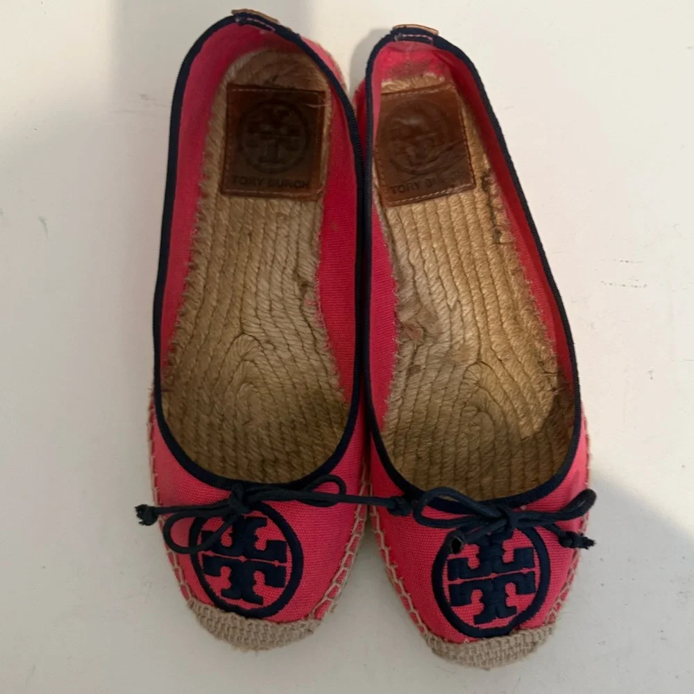 TORY BURCH Ballet Espadrilles in Lipstick Pink and Navy Blue Flats Size 6
